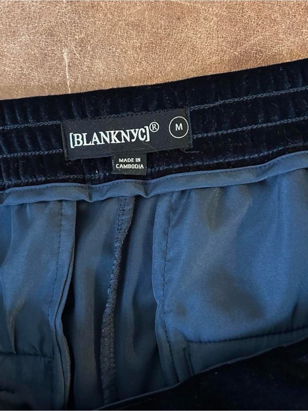Blank NYC Midnight Velvet Wide-Leg Pants - Picture 6 of 7